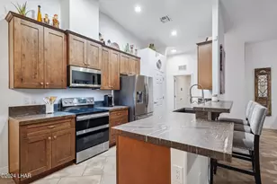 1646 Magnolia Dr, Lake Havasu City, AZ 86403 - Photo 11