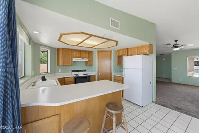 1555 Navigator Dr, Lake Havasu City, AZ 86404 - Photo 17