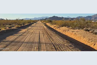 122-37-007 S John Wayne Rd, Yucca, AZ 86438 - Photo 9