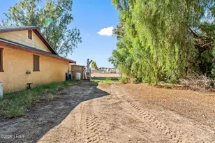 1562 E Poplar Dr, Mohave Valley, AZ 86440 - Photo 5