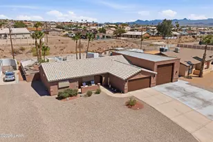 2376 Catamaran Dr, Lake Havasu City, AZ 86404 - Photo 3