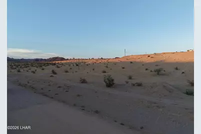 1074 Riverside Dr, Lake Havasu City, AZ 86404 - Photo 5