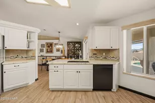 321 Cottonwood Dr, Lake Havasu City, AZ 86403 - Photo 17