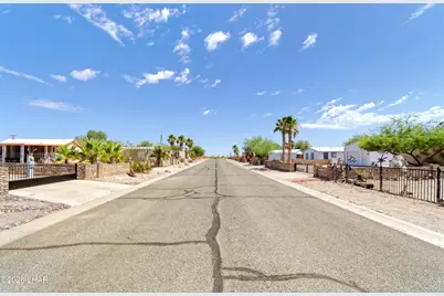 49594 Emerald Ave, Quartzsite, AZ 85346 - Photo 31