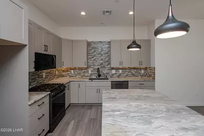 8005 Corte De Los Pajaros, Lake Havasu City, AZ 86406 - Photo 11