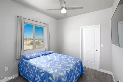 7703 N Sierra Vista Dr, Lake Havasu City, AZ 86404 - Photo 17