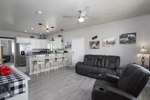 7703 N Sierra Vista Dr, Lake Havasu City, AZ 86404 - Photo 9