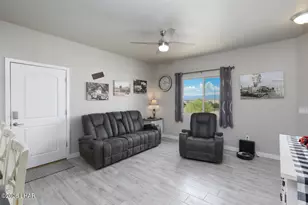 7703 N Sierra Vista Dr, Lake Havasu City, AZ 86404 - Photo 11