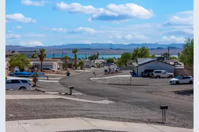 2684 Tanglewood Dr, Lake Havasu City, AZ 86403 - Photo 3