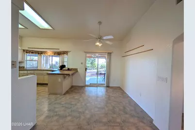 1055 Mohican Dr, Lake Havasu City, AZ 86406 - Photo 9
