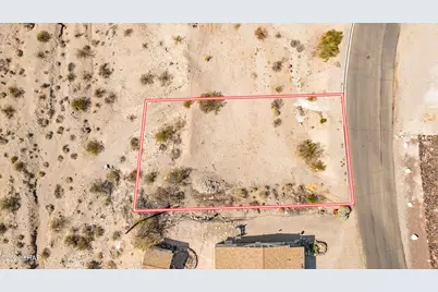 3054 Hickory St, Bullhead City, AZ 86429 - Photo 3