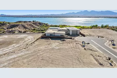 1601 Sailing Hawks Drive 113, Lake Havasu City, AZ 86404 - Photo 3