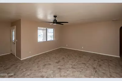 665 Mohican Dr, Lake Havasu City, AZ 86406 - Photo 9