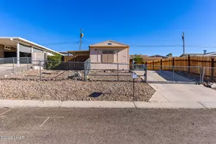 3153 Lake Dr, Lake Havasu City, AZ 86404 - Photo 15