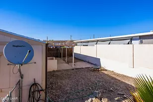 3153 Lake Dr, Lake Havasu City, AZ 86404 - Photo 11