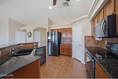 1575 Navigator Dr, Lake Havasu City, AZ 86404 - Photo 17