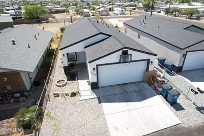 2042 Gregg Ln, Bullhead City, AZ 86442 - Photo 1