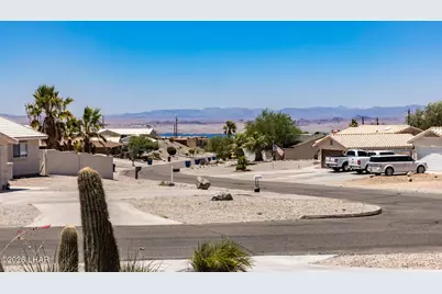 848 Canyon Dr, Lake Havasu City, AZ 86404 - Photo 41