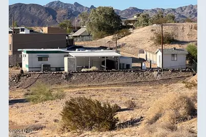 1029 Fathom Dr #F, Lake Havasu City, AZ 86404 - Photo 1