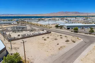 2020 N Kiowa Blvd N, Lake Havasu City, AZ 86403 - Photo 1