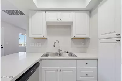 2301 McCulloch Blvd N #E8, Lake Havasu City, AZ 86403 - Photo 5