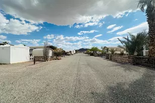 200 N Moon Mountain Ave, Quartzsite, AZ 85346 - Photo 33