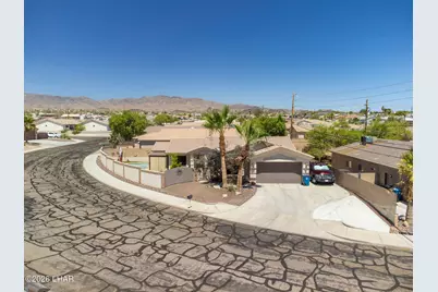 2680 Bluewater Dr, Lake Havasu City, AZ 86403 - Photo 9