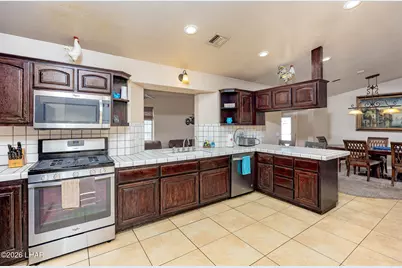 2560 Castaway Dr, Lake Havasu City, AZ 86406 - Photo 15