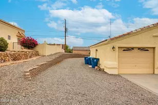 2560 Castaway Dr, Lake Havasu City, AZ 86406 - Photo 39
