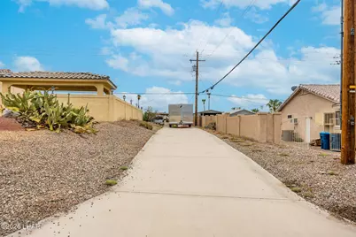 2560 Castaway Dr, Lake Havasu City, AZ 86406 - Photo 7
