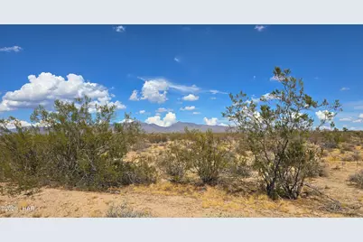 123-30-009 S Sundance Kid Rd, Yucca, AZ 86438 - Photo 1