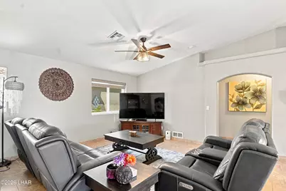 4057 Carlsbad Dr, Lake Havasu City, AZ 86406 - Photo 5
