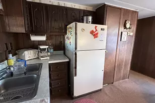 70 N Emelia Ave, Quartzsite, AZ 85346 - Photo 9