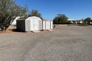 70 N Emelia Ave, Quartzsite, AZ 85346 - Photo 17