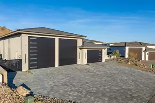 6295 Avienda De Las Colinas, Lake Havasu City, AZ 86406 - Photo 3
