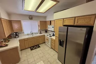 3221 Star Dr, Lake Havasu City, AZ 86406 - Photo 9