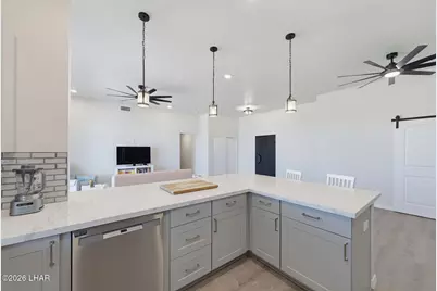 1020 Riverside Dr, Lake Havasu City, AZ 86404 - Photo 23