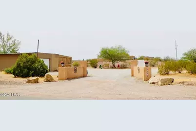 42832 La Posa Rd, Bouse, AZ 85325 - Photo 37
