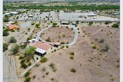 42832 La Posa Rd, Bouse, AZ 85325 - Photo 43