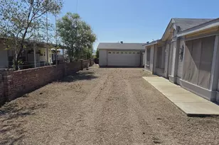 49713 Rainbow Way, Quartzsite, AZ 85346 - Photo 5