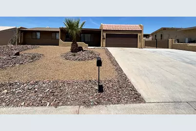 169 Greentree Dr, Lake Havasu City, AZ 86403 - Photo 1