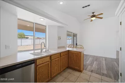 2675 Huntington Dr, Lake Havasu City, AZ 86403 - Photo 9
