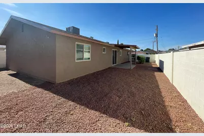 1927 Motor Ave, Kingman, AZ 86401 - Photo 17
