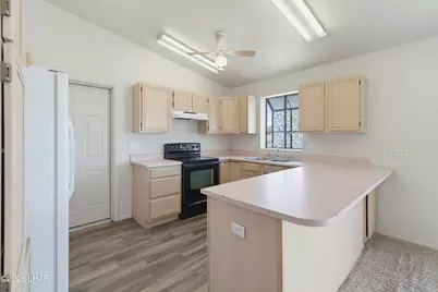 2470 Tradewind Dr, Lake Havasu City, AZ 86403 - Photo 15