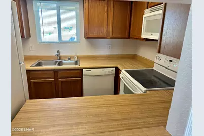 475 N Lake Havasu Ave #D, Lake Havasu City, AZ 86403 - Photo 5