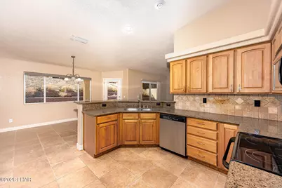3028 Saddleback Dr, Lake Havasu City, AZ 86406 - Photo 11