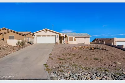 3240 Palm Tree Dr, Lake Havasu City, AZ 86404 - Photo 1
