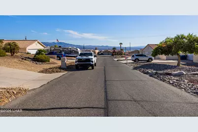 3240 Palm Tree Dr, Lake Havasu City, AZ 86404 - Photo 5