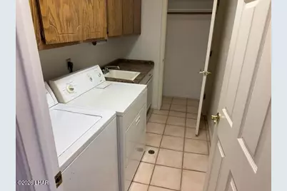 711 Papoose Dr, Lake Havasu City, AZ 86406 - Photo 11