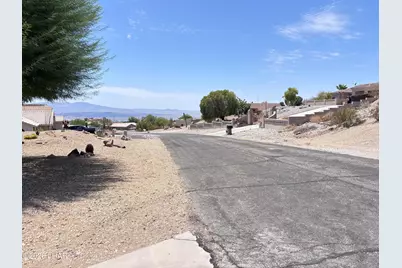 3611 Pontchartrain Dr, Lake Havasu City, AZ 86404 - Photo 7